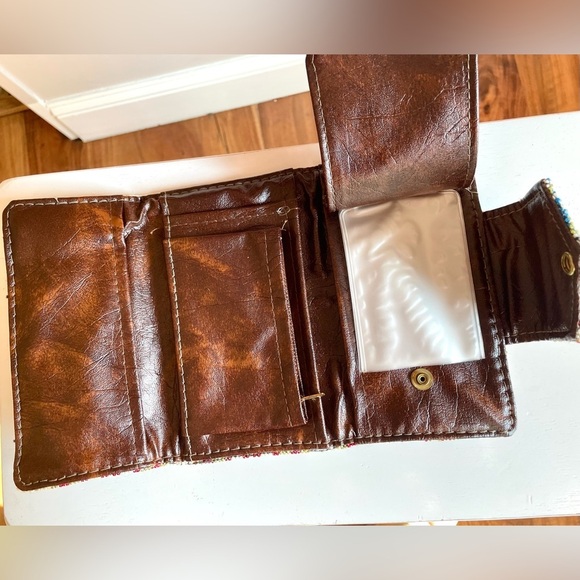 Vintage Creative House Aztec Beaded Tapestry Trifold Wallet | 1960s | Southwest - Picture 5 of 8